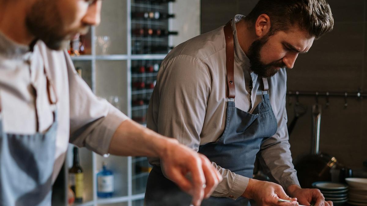 Chaussure de sécurité en cuisine : les obligations de l'employeur